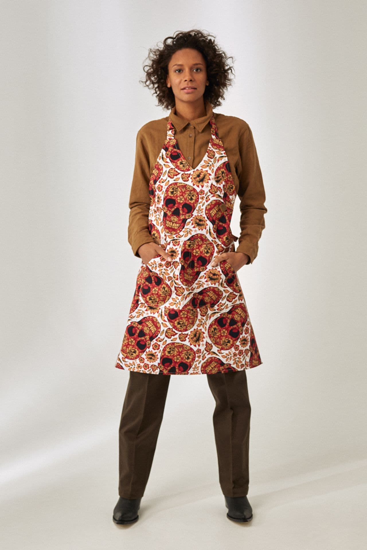 Кельнер женский Фартук Хлопок Фартук Хохлома белый